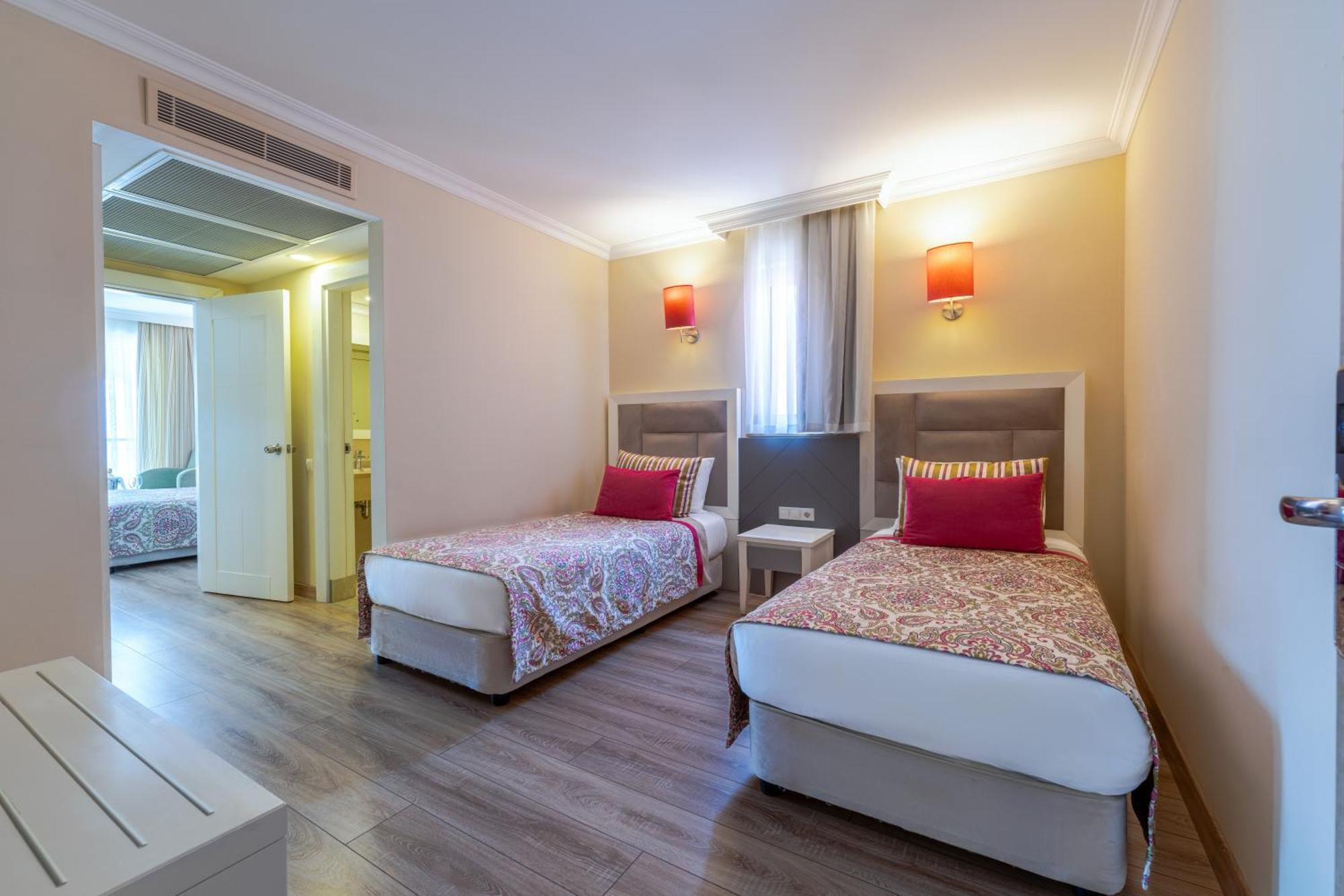 Orange County Belek Hotel Exterior foto